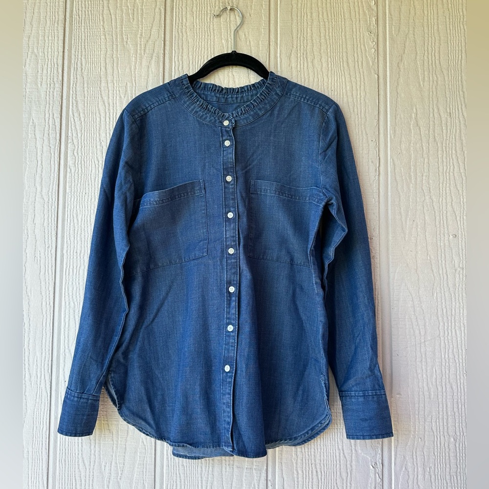 LOFT  Button Down Shirt